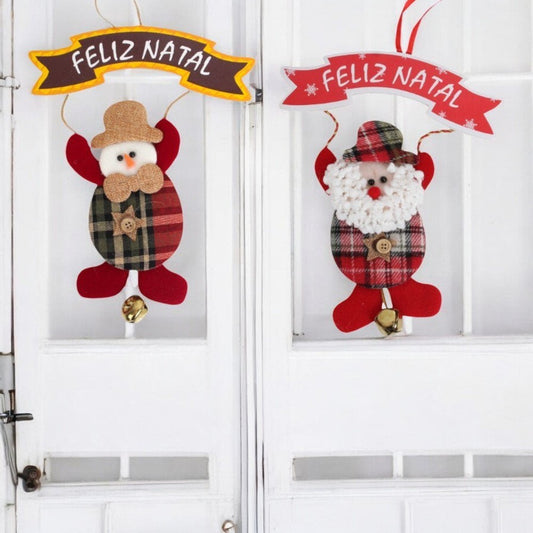 Enfeite De Pendurar Boneco Com Placa Feliz Natal 20cm x 25cm 2 PEÇAS