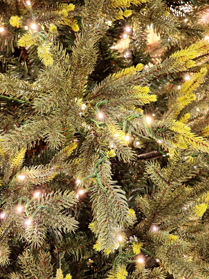 ÁRVORE PINHEIRO SUPER LUXO COM 1900 LEDS 2,10CM COM 5436 GALHOS