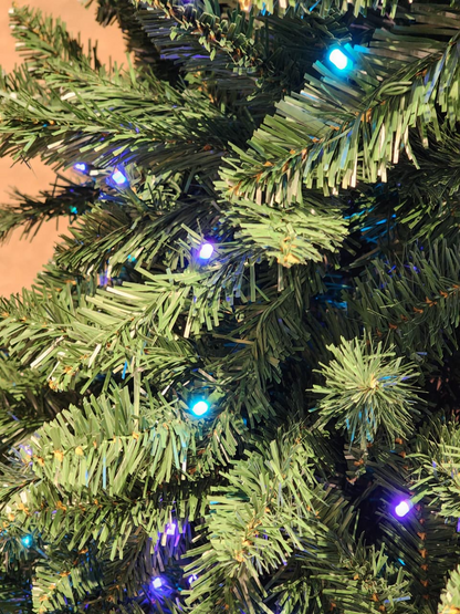 ÁRVORE PINHEIRO BAHREIN 1217 GALHOS 2,10CM COM 390 LEDS RGB COM FUNÇÕES